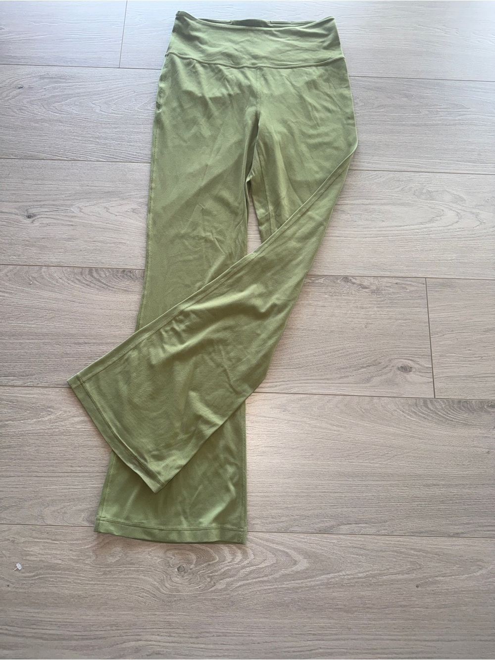 Lululemon Groove Super-High-Rise Flared Pant Nulu size 10 tall